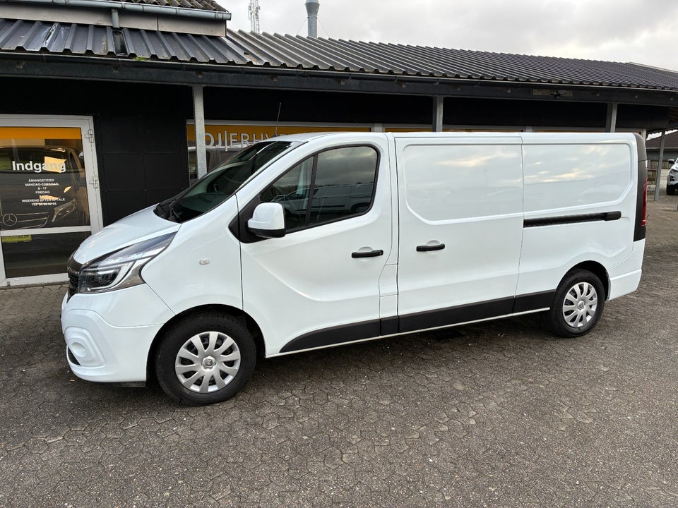 Renault Trafic T29 2,0 dCi 120 L2H1