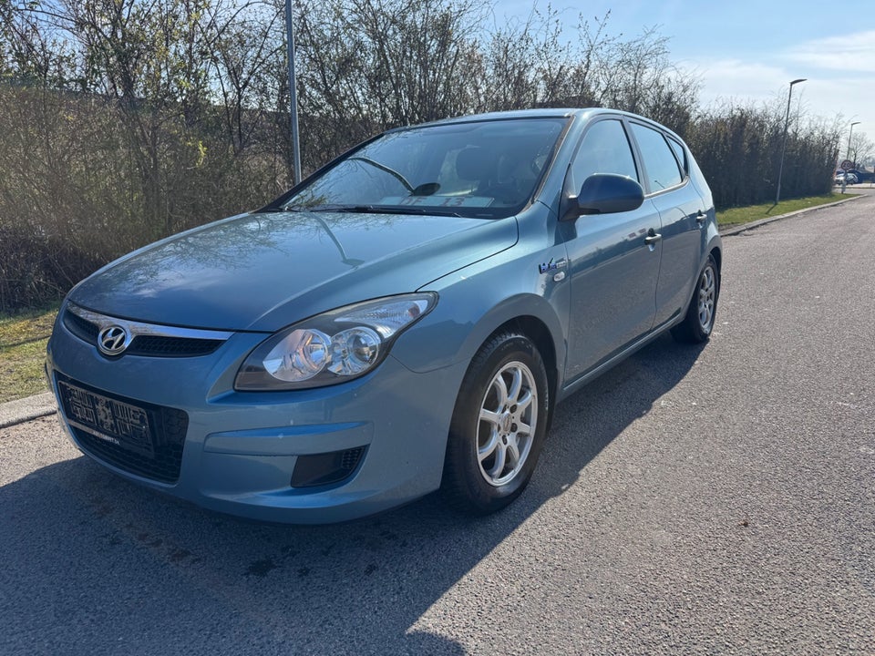 Hyundai i30 1,4 CVVT Comfort 5d