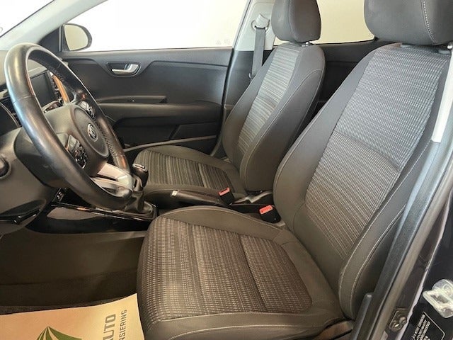 Kia Stonic 1,0 T-GDi Attraction 5d