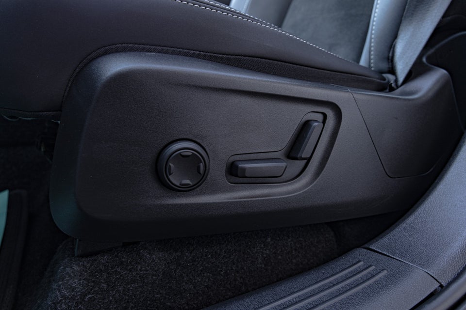 Volvo XC40 P6 ReCharge Ultimate 5d