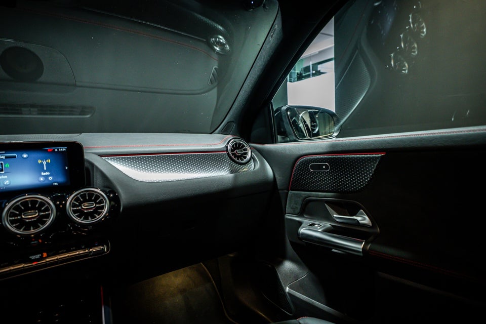 Mercedes EQA350 AMG Advance Plus 4Matic 5d