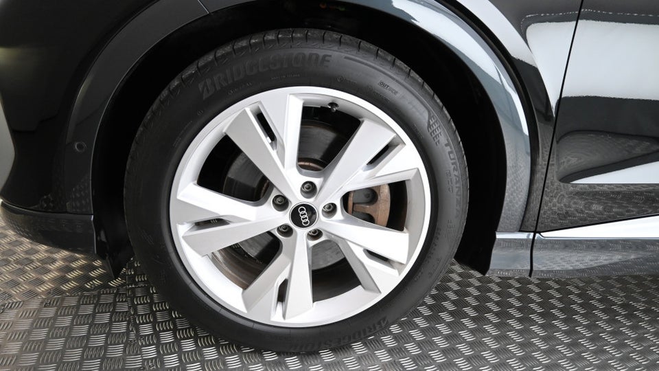 Audi Q4 e-tron 50 Attitude quattro 5d