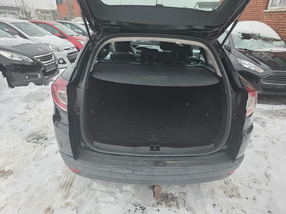 Renault Megane III 1,6 110 Expression Sport Tourer 5d