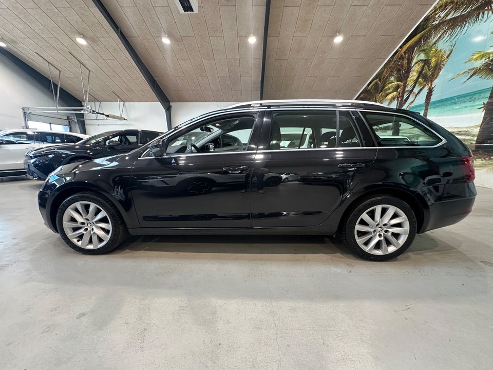 Skoda Octavia 2,0 TDi 150 Style Combi DSG 5d
