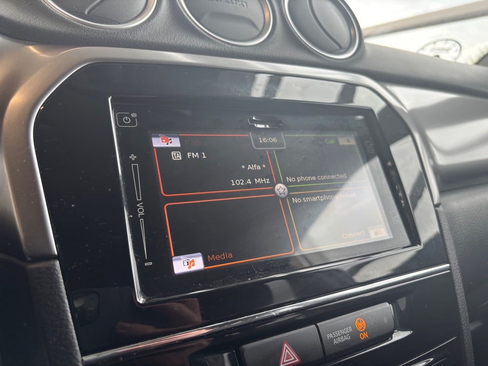 Suzuki Vitara 1,4 mHybrid Active 5d