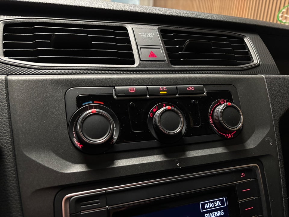 VW Caddy Maxi 2,0 TDi 102 DSG BMT Van 4d