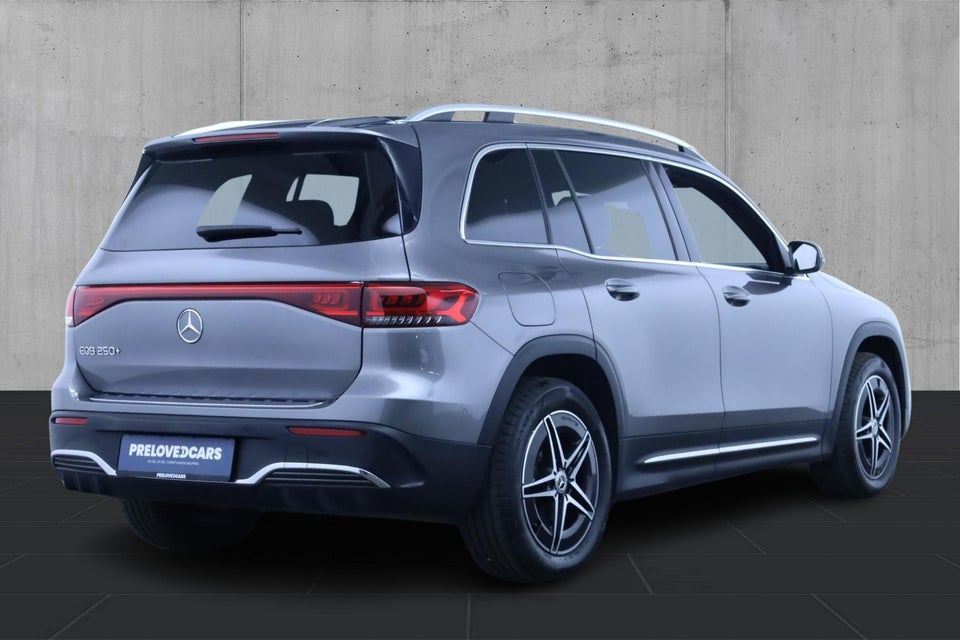 Mercedes EQB250+ AMG Line 5d