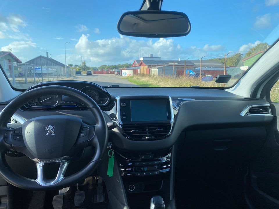 Peugeot 208 1,2 VTi 82 Active 5d