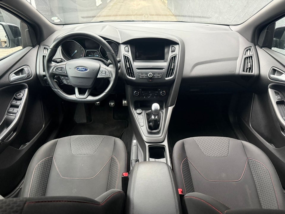 Ford Focus 1,0 SCTi 125 ST-Line stc. 5d