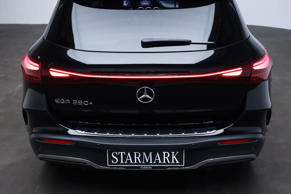 Mercedes EQA250+ AMG Premium 5d