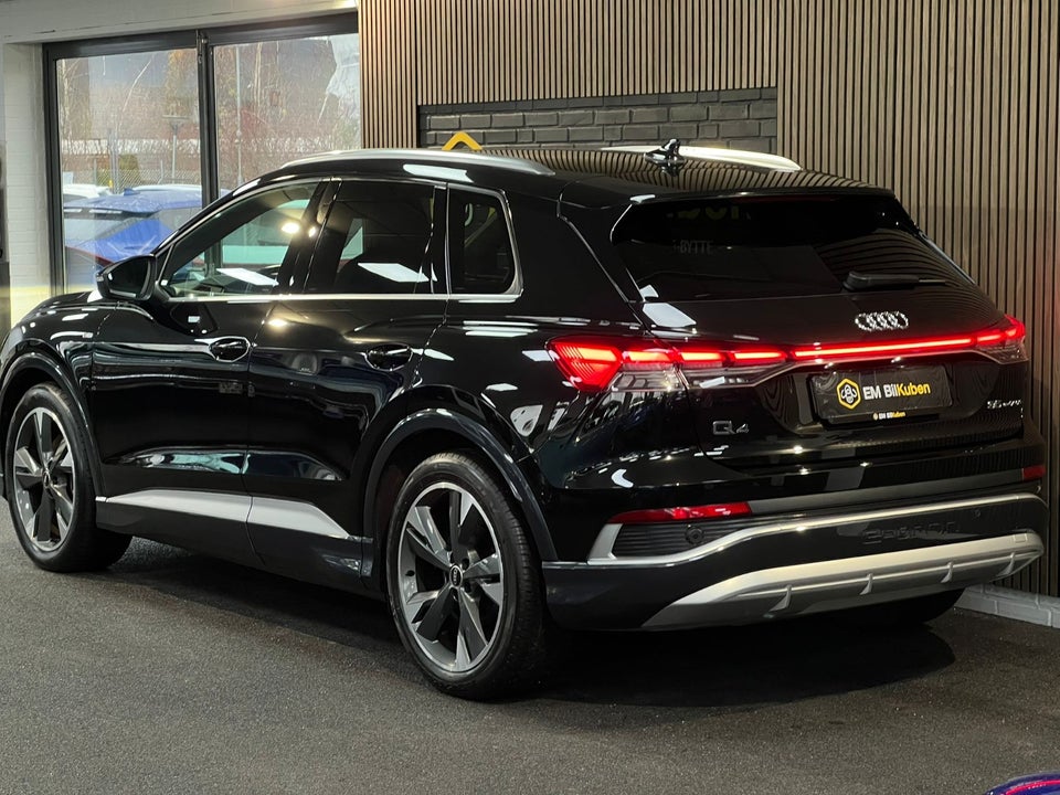 Audi Q4 e-tron 35 S-line 5d
