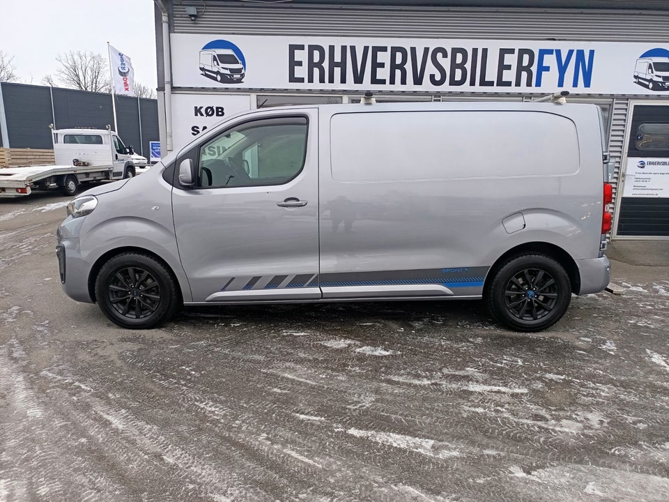 Peugeot Expert 2,0 BlueHDi 122 L2 Sport EAT8 Van