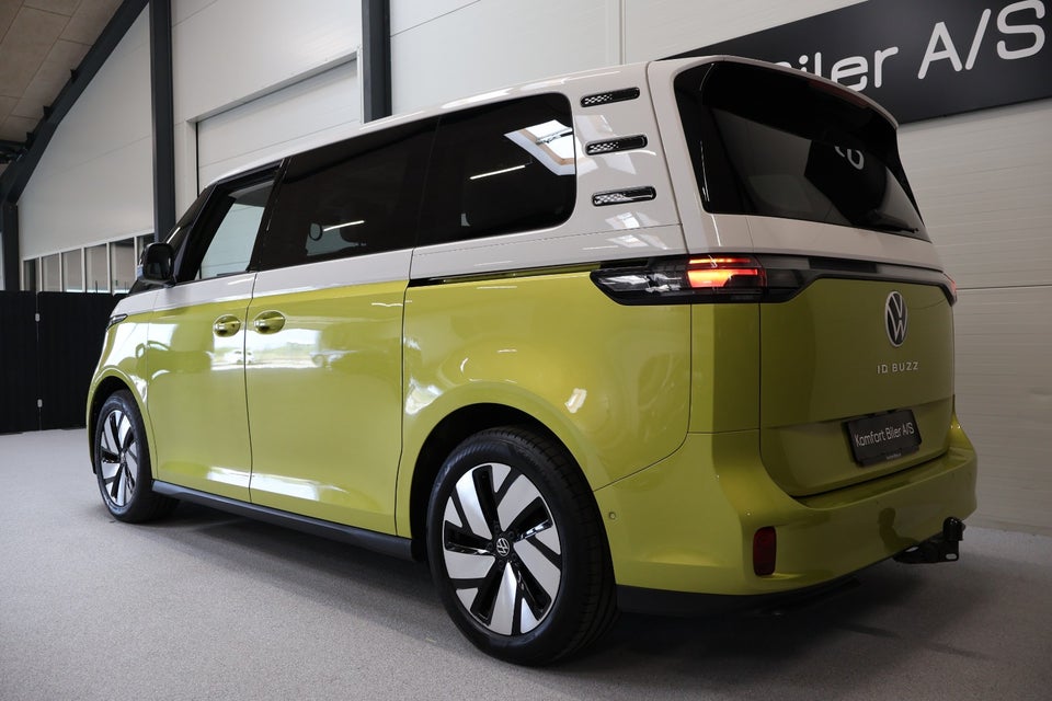 VW ID. Buzz 77 Pro SWB 5d