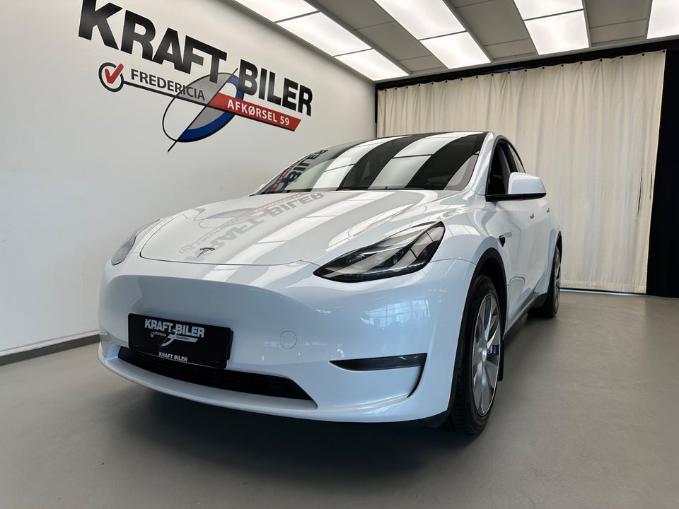 Tesla Model Y Long Range AWD 5d