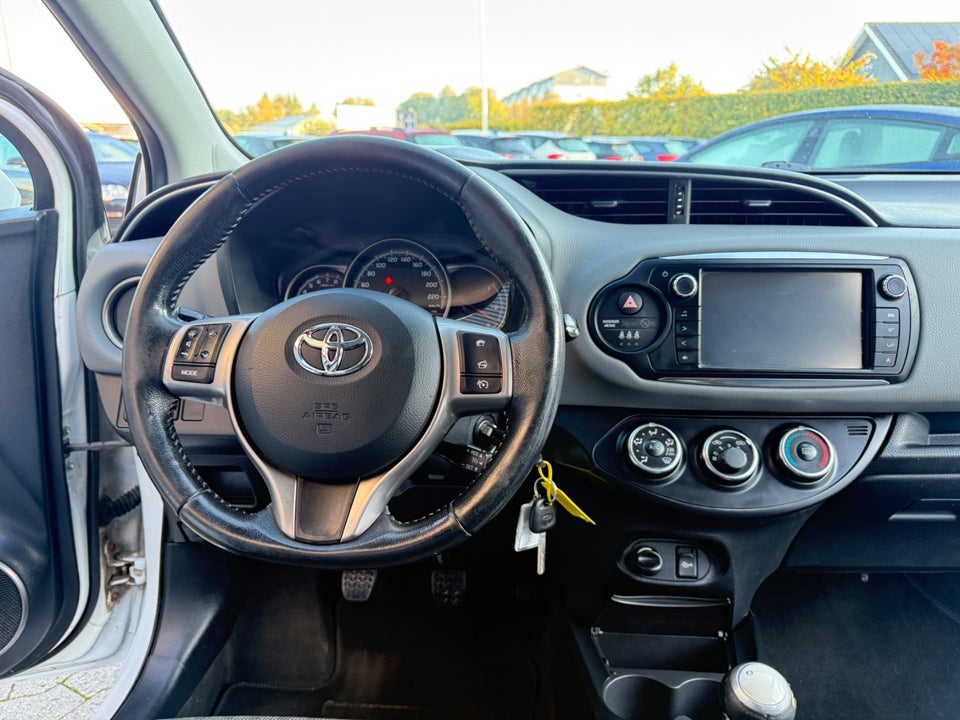 Toyota Yaris 1,3 VVT-i T2 Limited 5d