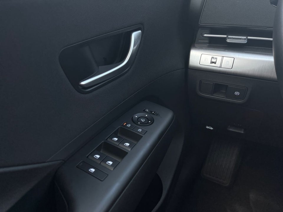 Hyundai Kona 65 EV Essential 5d