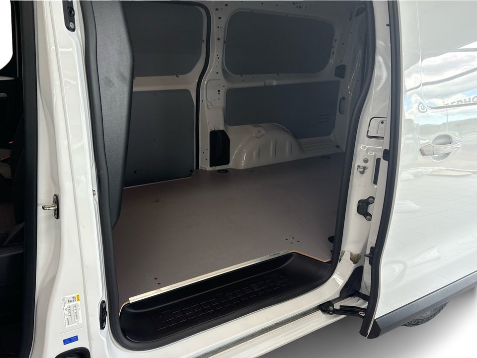 Peugeot Expert 2,0 BlueHDi 144 L3 Premium EAT8 Van