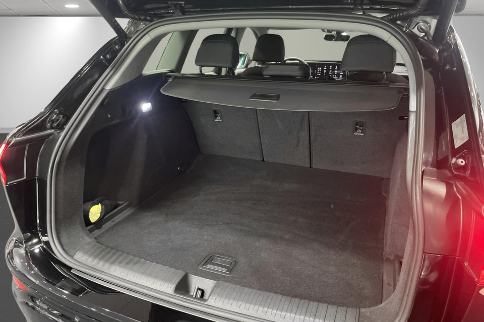 Audi Q6 e-tron Progress performance 5d