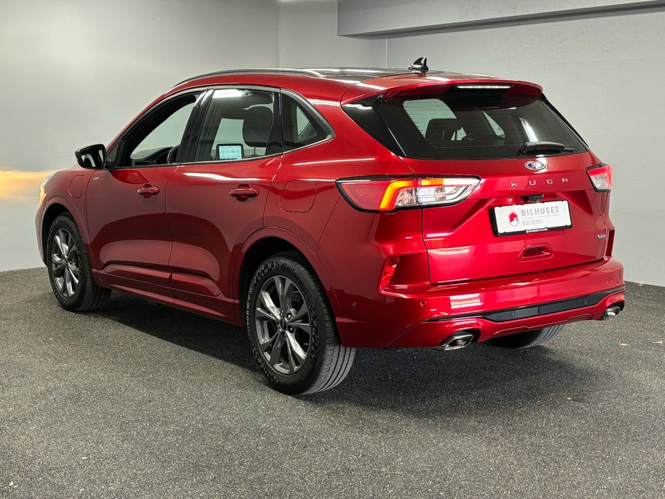 Ford Kuga 2,5 PHEV ST-Line CVT 5d