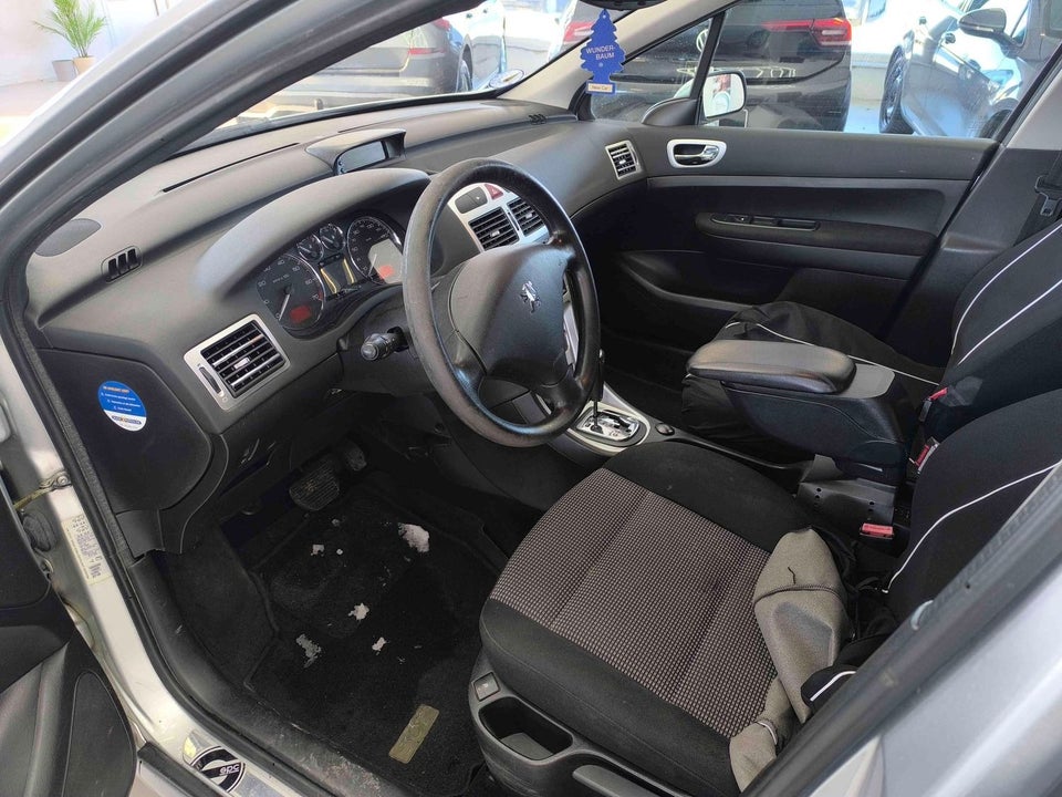 Peugeot 307 1,6 Edition aut. 5d