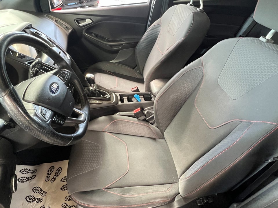 Ford Focus 1,0 SCTi 125 ST-Line stc. 5d