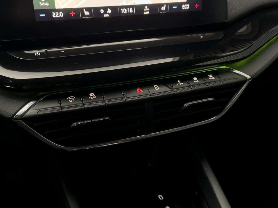 Skoda Octavia 1,4 TSi iV Ambition Combi DSG 5d