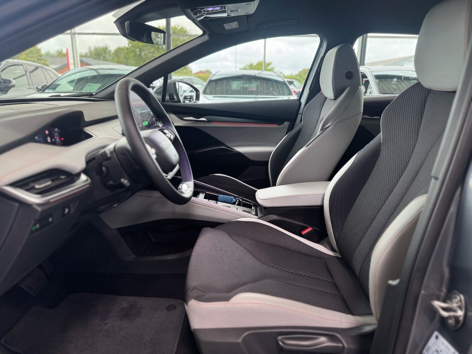 Skoda Enyaq 85 iV Lodge 5d