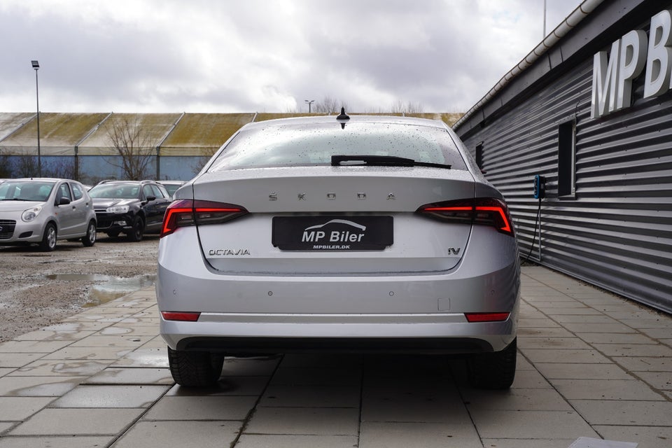 Skoda Octavia 1,4 TSi iV Plus DSG 5d