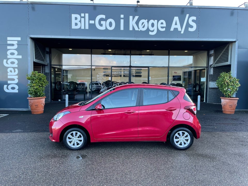 Hyundai i10 1,0 Touch 5d