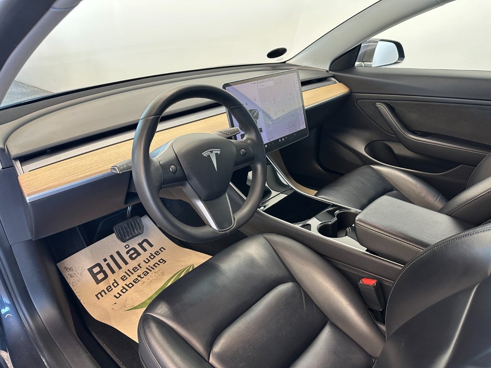 Tesla Model 3 Long Range AWD 4d