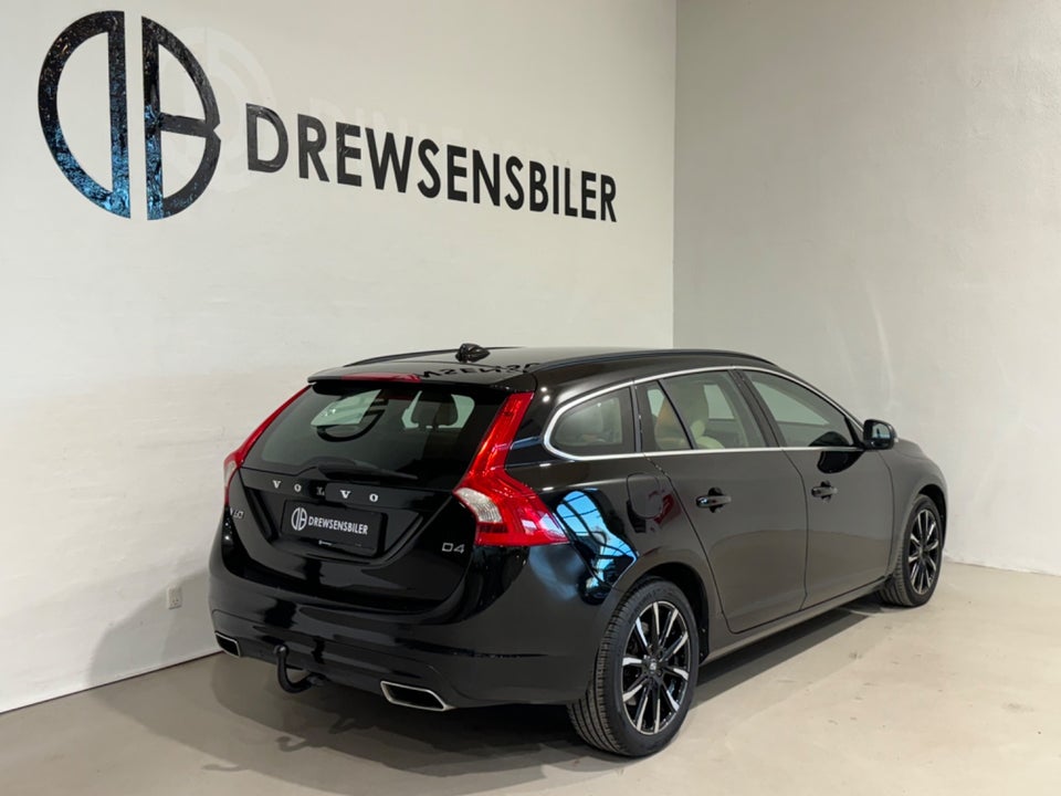 Volvo V60 2,0 D4 190 Momentum aut. 5d