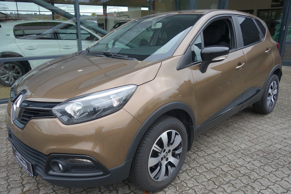 Renault Captur 1,2 TCe 120 Expression 5d