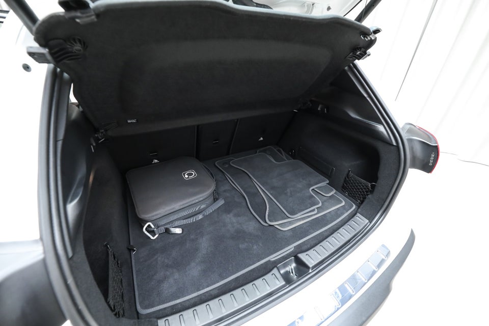 Mercedes EQA250+ Progressive Advance 5d