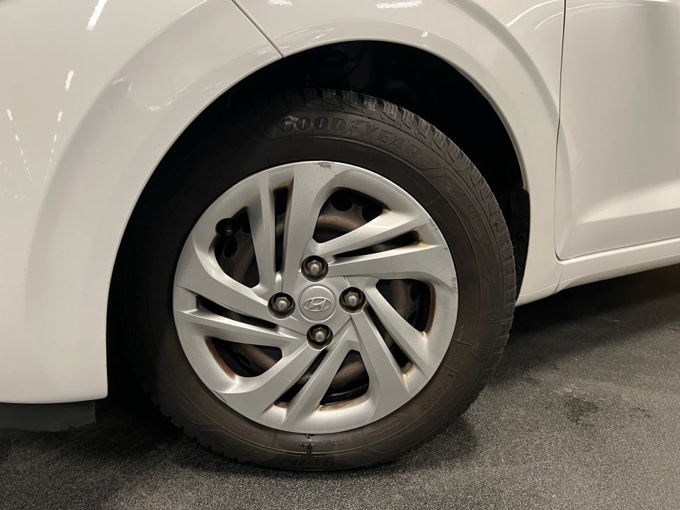 Hyundai i10 1,0 MPi Advanced 5d