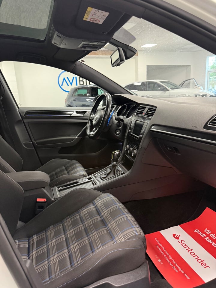 VW Golf VII 1,4 GTE DSG 5d
