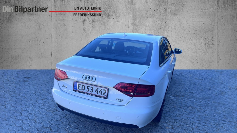 Audi A4 2,0 TFSi 211 quattro S-tr. 4d