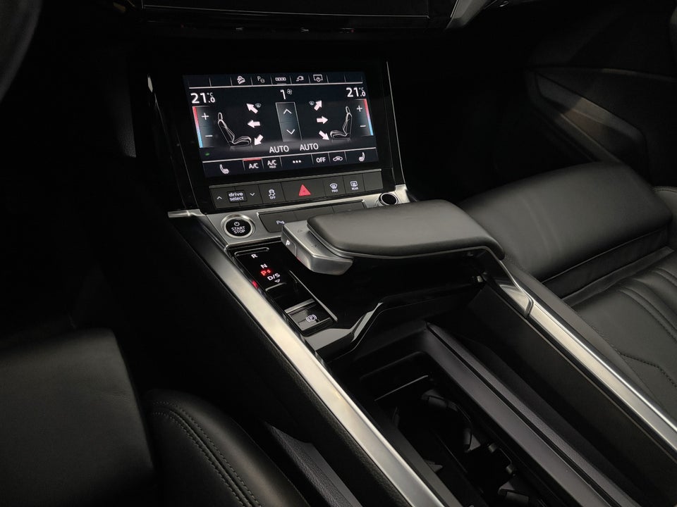 Audi e-tron 55 Advanced quattro 5d