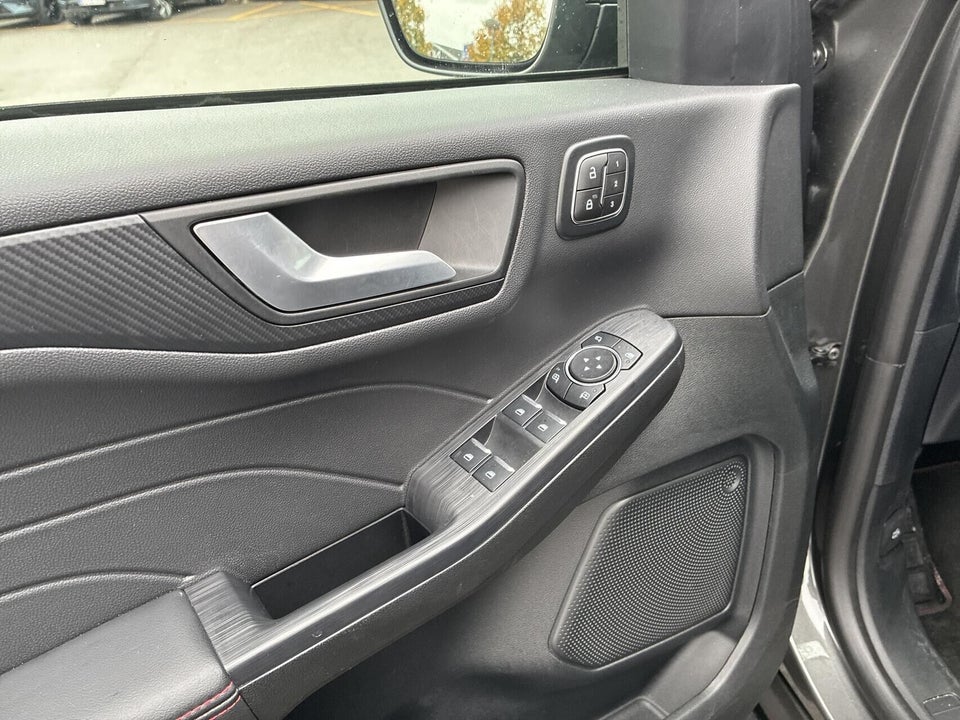Ford Kuga 2,5 PHEV ST-Line X CVT 5d
