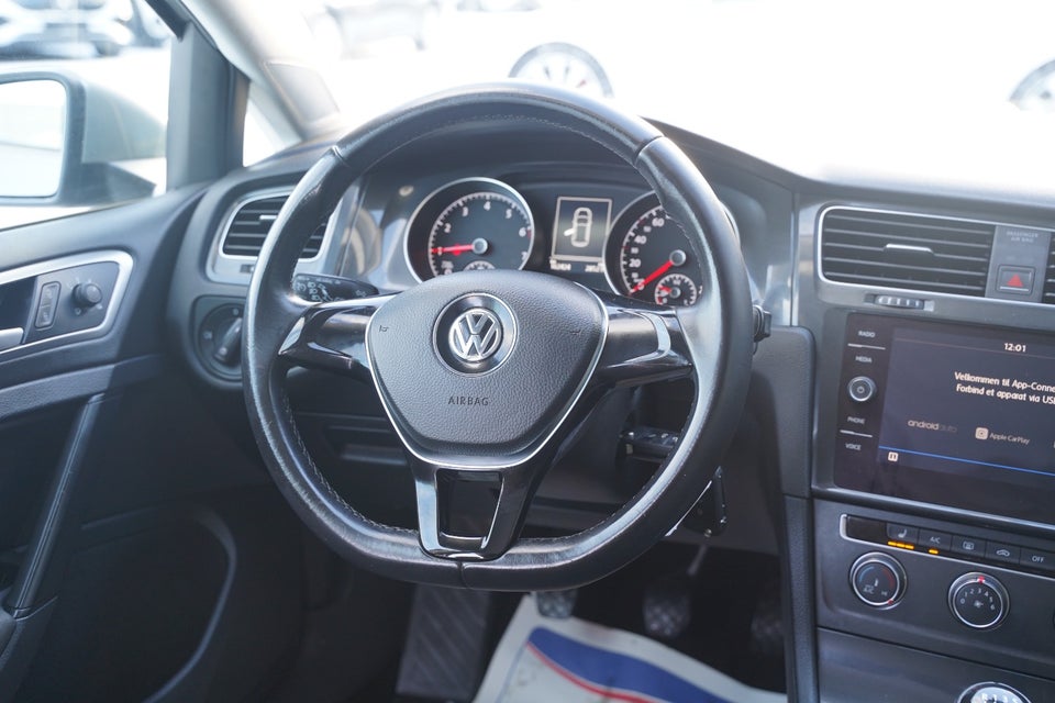 VW Golf VII 1,0 TSi 85 Trendline 5d