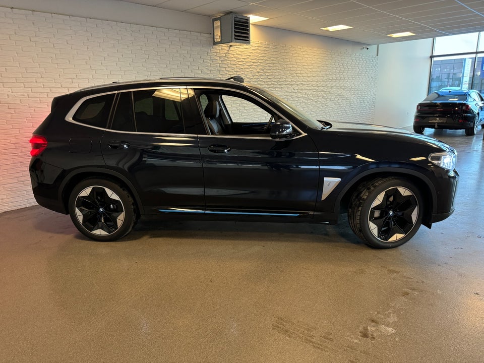 BMW iX3 Charged Plus 5d