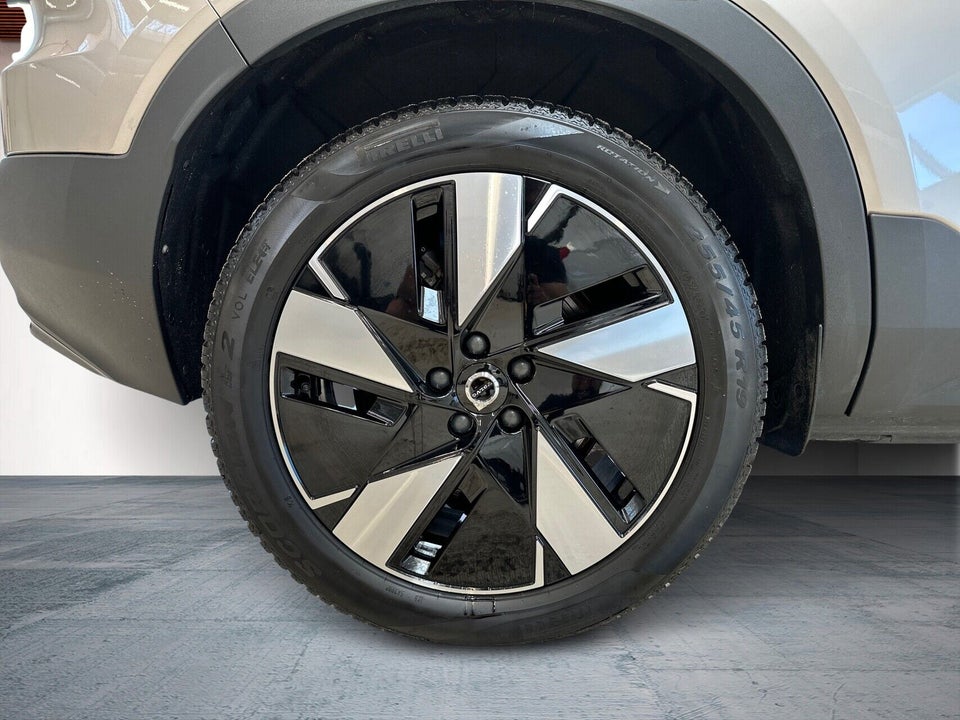 Volvo XC40 ReCharge Extended Range Core 5d