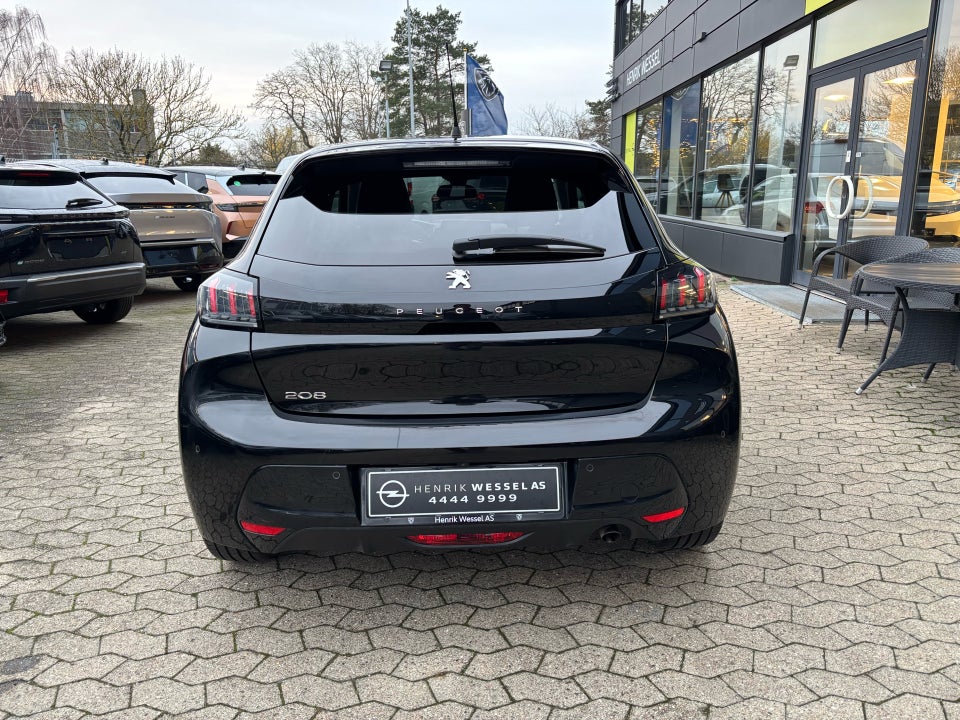 Peugeot 208 1,2 PureTech 100 Allure+ 5d