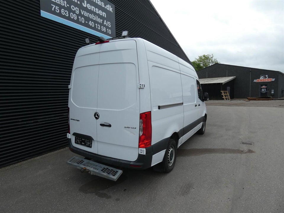 Mercedes Sprinter 316 2,2 CDi A2 Kassevogn RWD