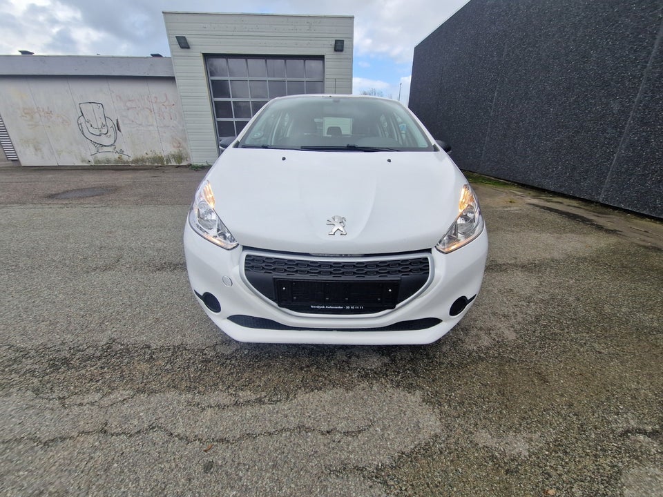 Peugeot 208 1,0 VTi Active 5d