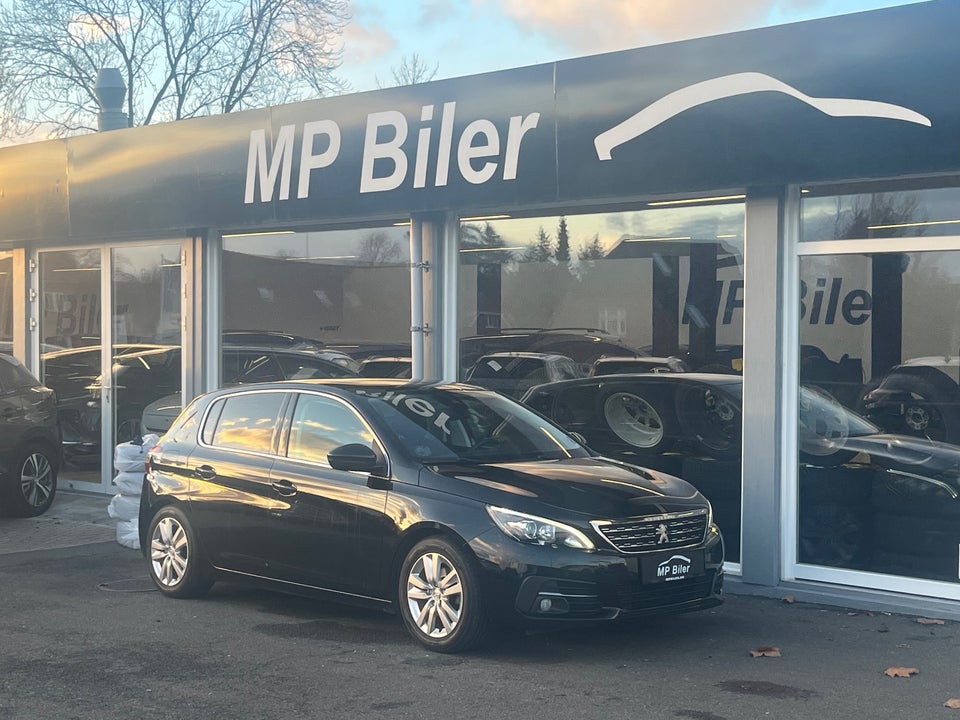 Peugeot 308 1,6 BlueHDi 120 Allure Sky 5d