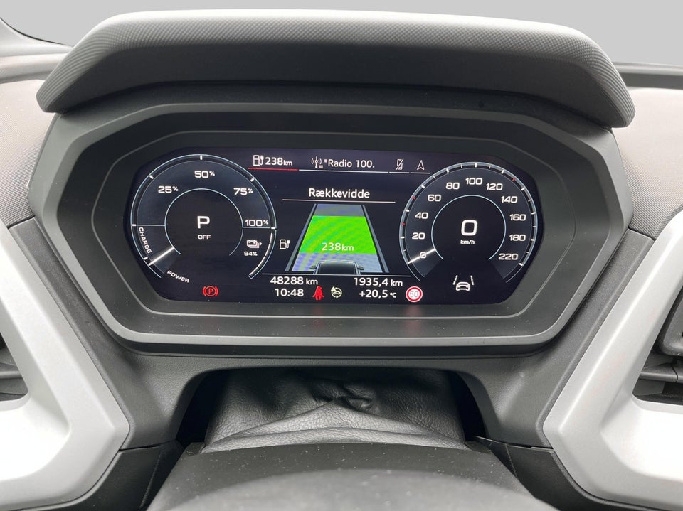Audi Q4 e-tron 35 S-line 5d