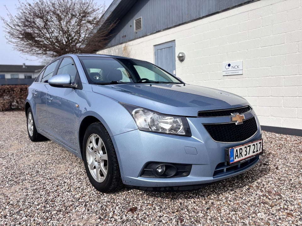 Chevrolet Cruze 2,0 VCDi 163 LS 4d