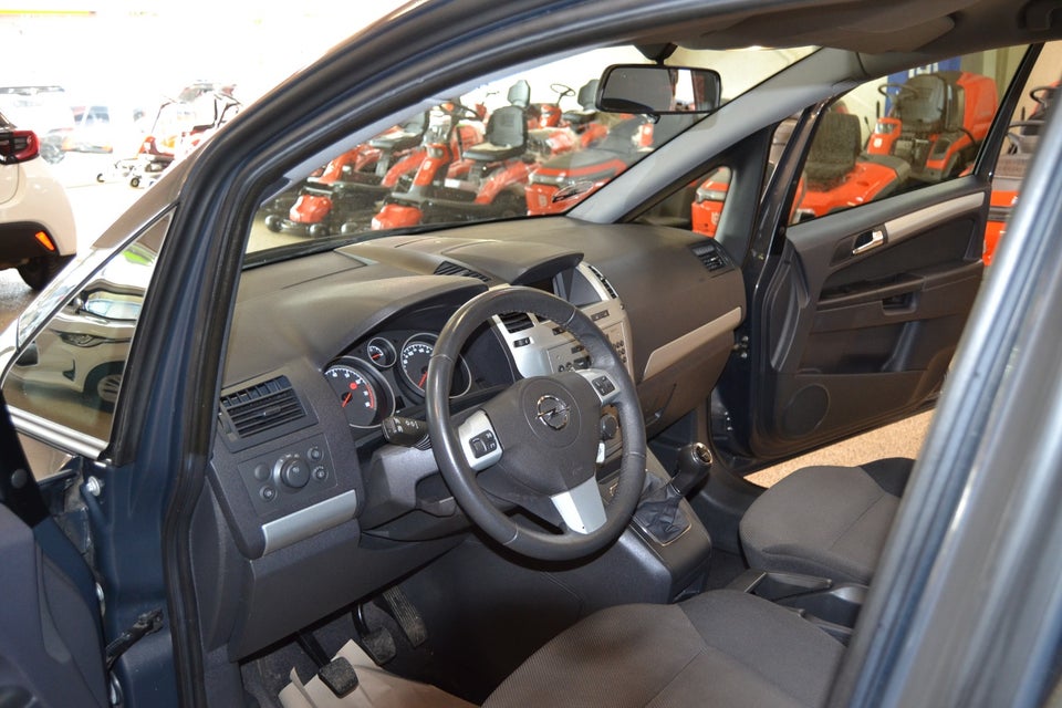 Opel Zafira 1,8 16V Classic 7prs 5d