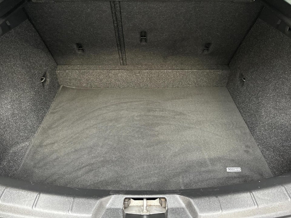 Volvo V40 CC 1,5 T3 152 aut. 5d