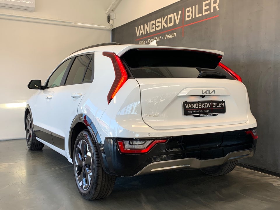 Kia Niro 64 EV Upgrade 5d